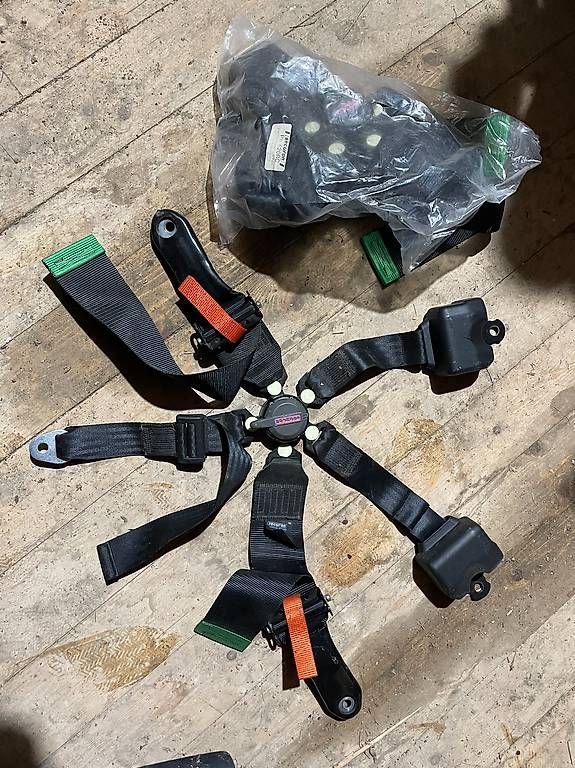 Accessori per altri veicoli: 5 Punktegurt, Sportgurt, Rengurte – Usato da Landschlacht venduto da rom_t87c