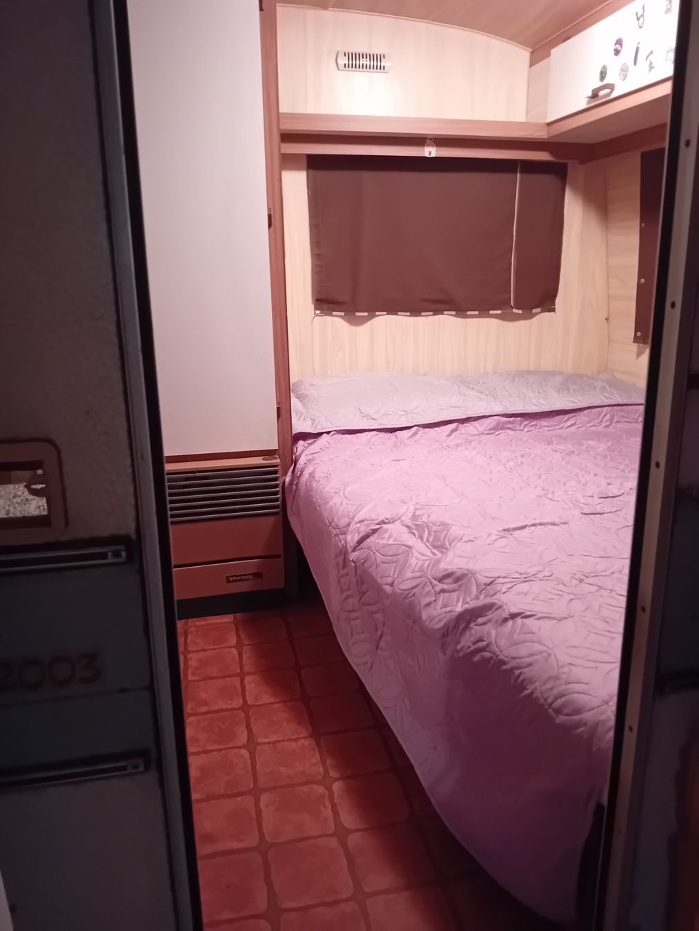 Mobilhome: Wohnwagen mit Anbau – Usato da Ottikon venduto da mazu0 3
