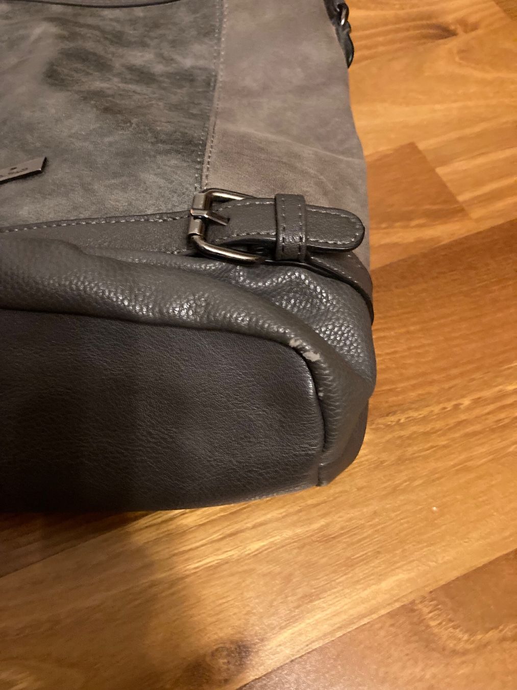 Tom Tailor Taschen für Damen: Tom Tailor Handtasche, Umhängetasche - ab CHF 1.- ! – Gebraucht aus Chur von Hermes421 5