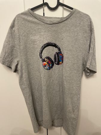Tshirt grau Musik Graffiti Kopfhörer L