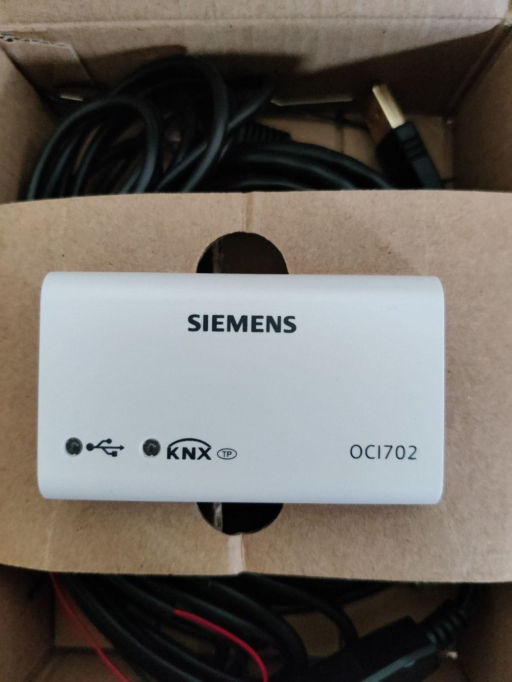 Siemens Componenti elettronici: OCI702 USB - KNX Serviceinterface – Nuovo (secondo la descrizione) da Madiswil venduto da ric-joy