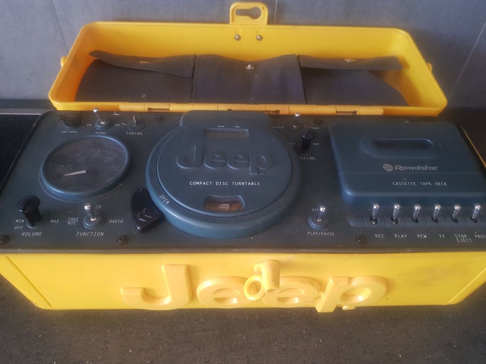 Vintage Jeep Roadstar Yellow Portable Boombox RCR 3800 Kaufen auf Ricardo