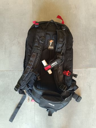 Zaino ABS misura S con cover Dakine e bombola carbonio