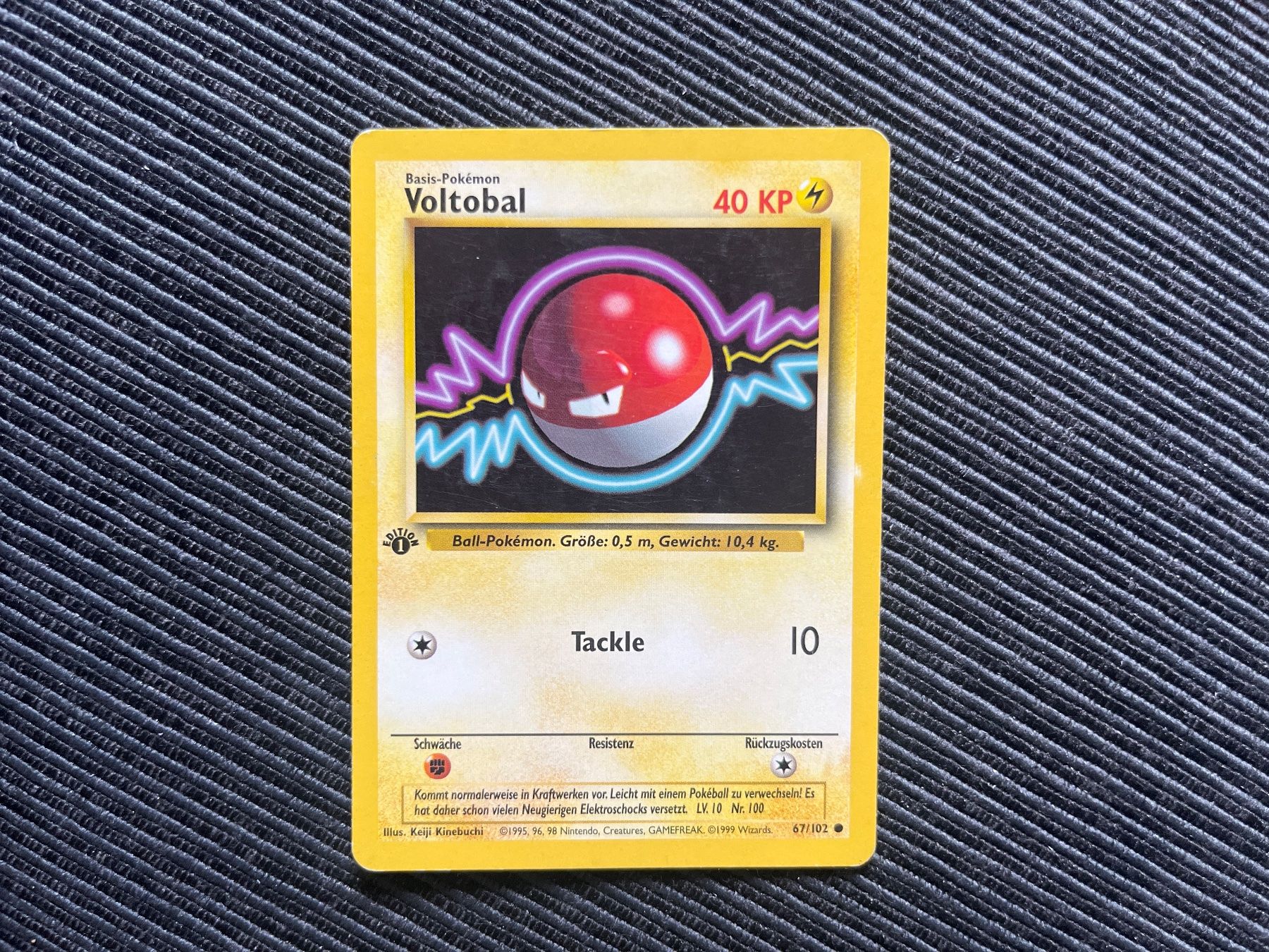 Pokémon Carte collezionabili: Pokemon Voltobal 1. Edition non holo Base Set – Usato da Wabern venduto da Collectfun