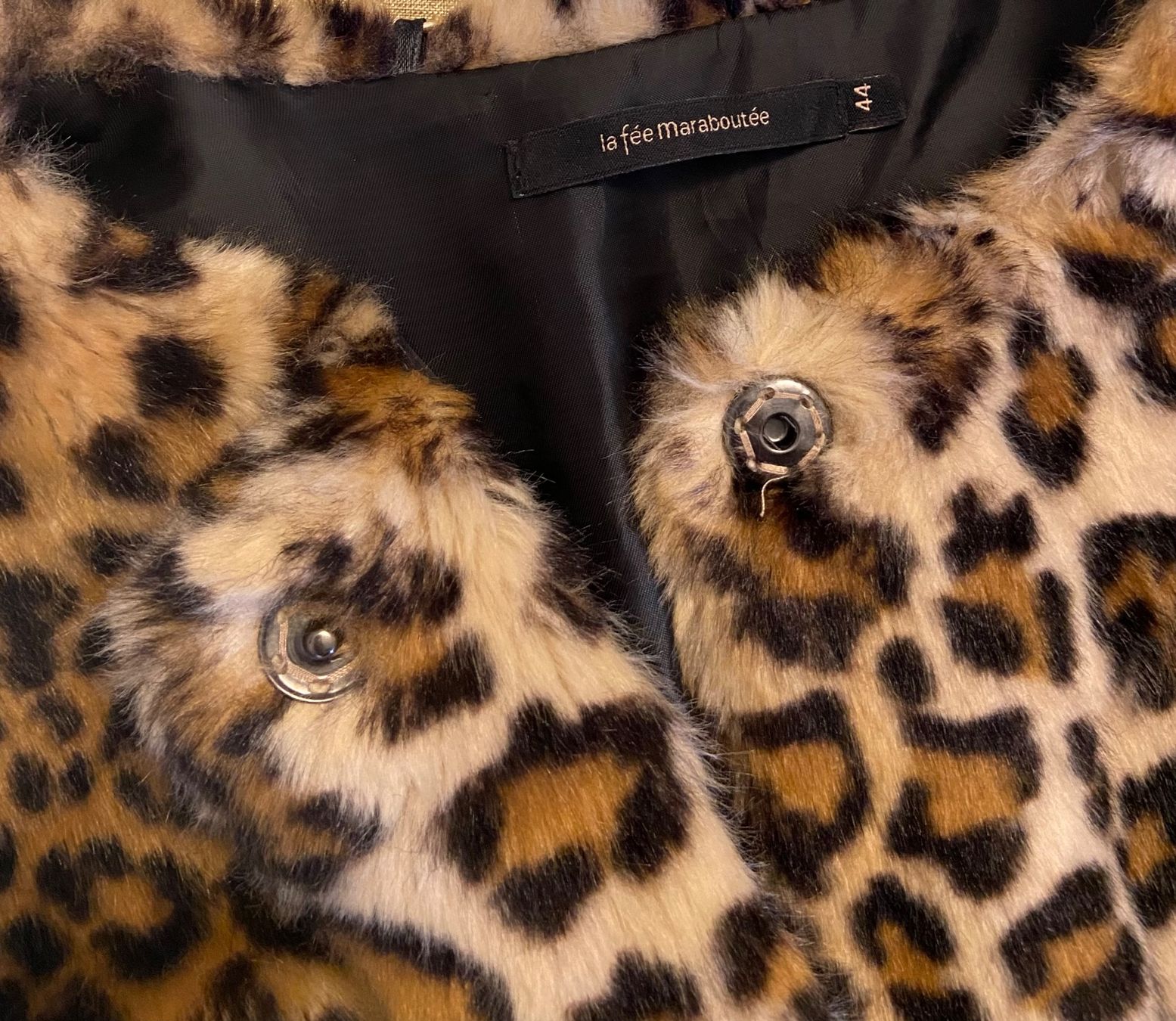 Cappotti: LA FÉE MARABOUTÉE Manteau fourrure léopard t.42 – Nuovo (secondo la descrizione) da Genève venduto da kik_8jd6 3