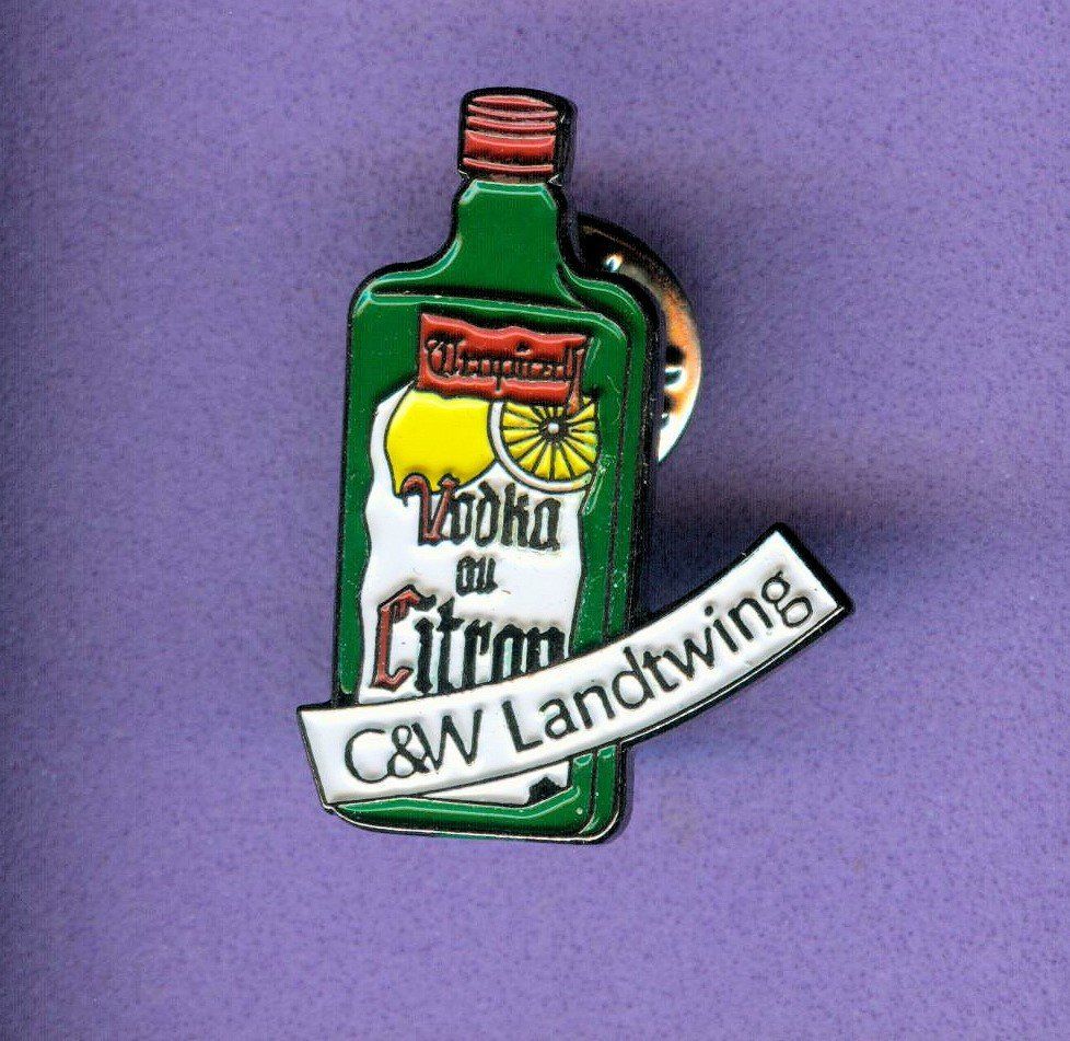 Placchette & Badge: Vodka ou Citron – Usato da Winterthur venduto da Sammleroase