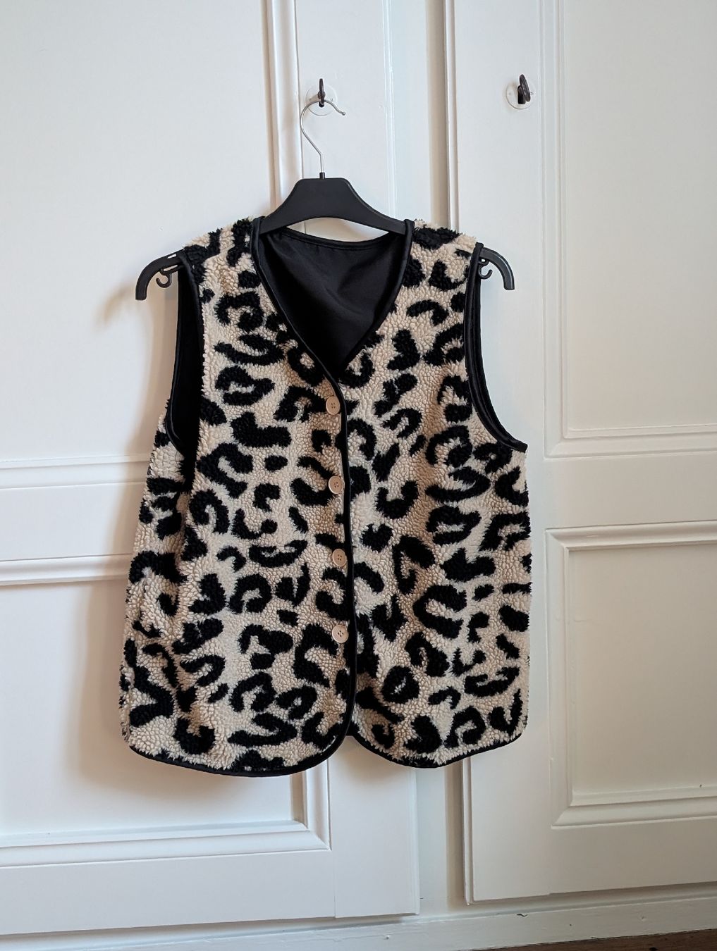 Gilet & Giacche senza maniche: Weste Gilet Leoprint – Usato da Aarau venduto da Suurii