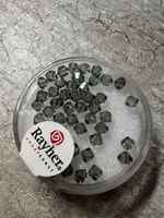 Rayher / Swarovski Perlen 4mm