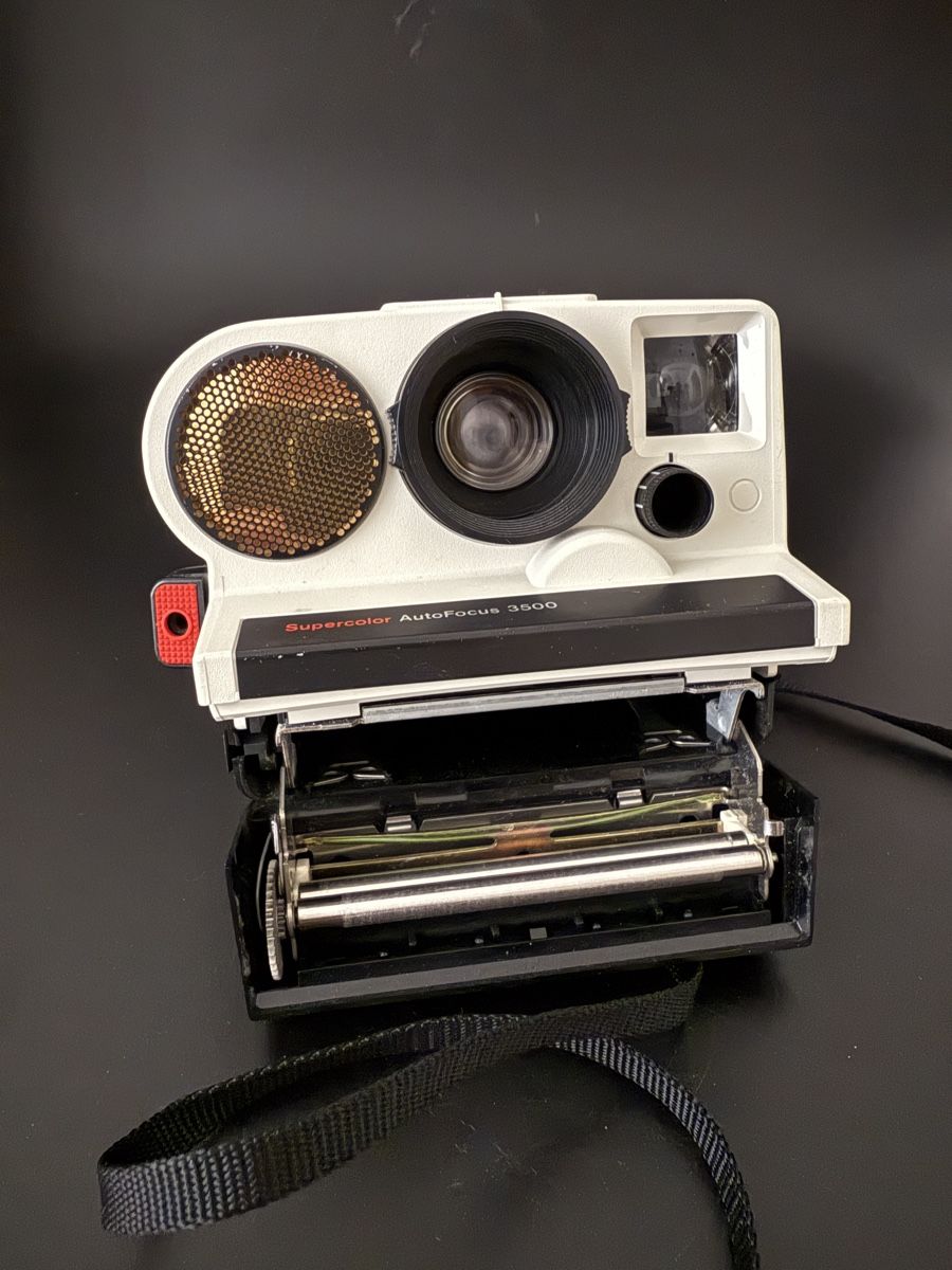 Polaroid Fotocamera: Polaroid Supercolor AutoFocus 3500  Originalverpackung – Usato da Luzern venduto da downtonabbey 7