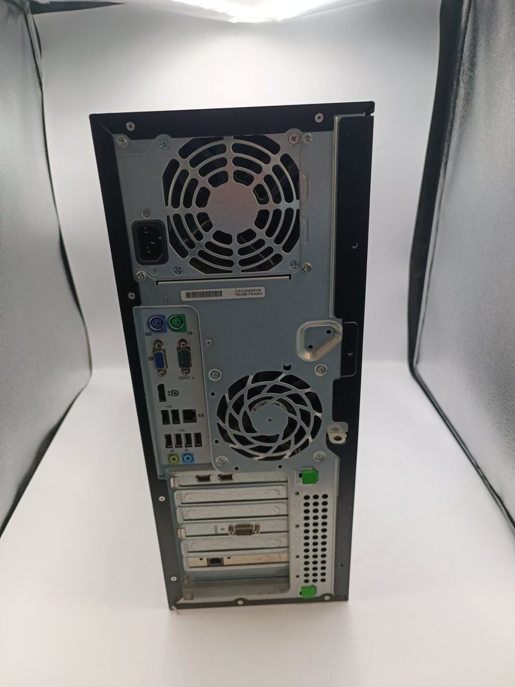 Hewlett Packard PC: HP Compaq 8200 Elite Convertible Minitower – Usato da Schlieren venduto da 2nd-Life 4