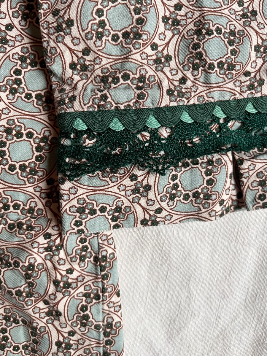 Vestiti & Gonne: Fein gemachtes kleid – Usato da Meride venduto da illadora 4
