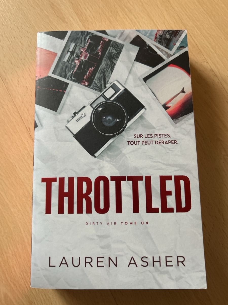Bücher: Throttled – Gebraucht aus Cugy FR von clemence1101