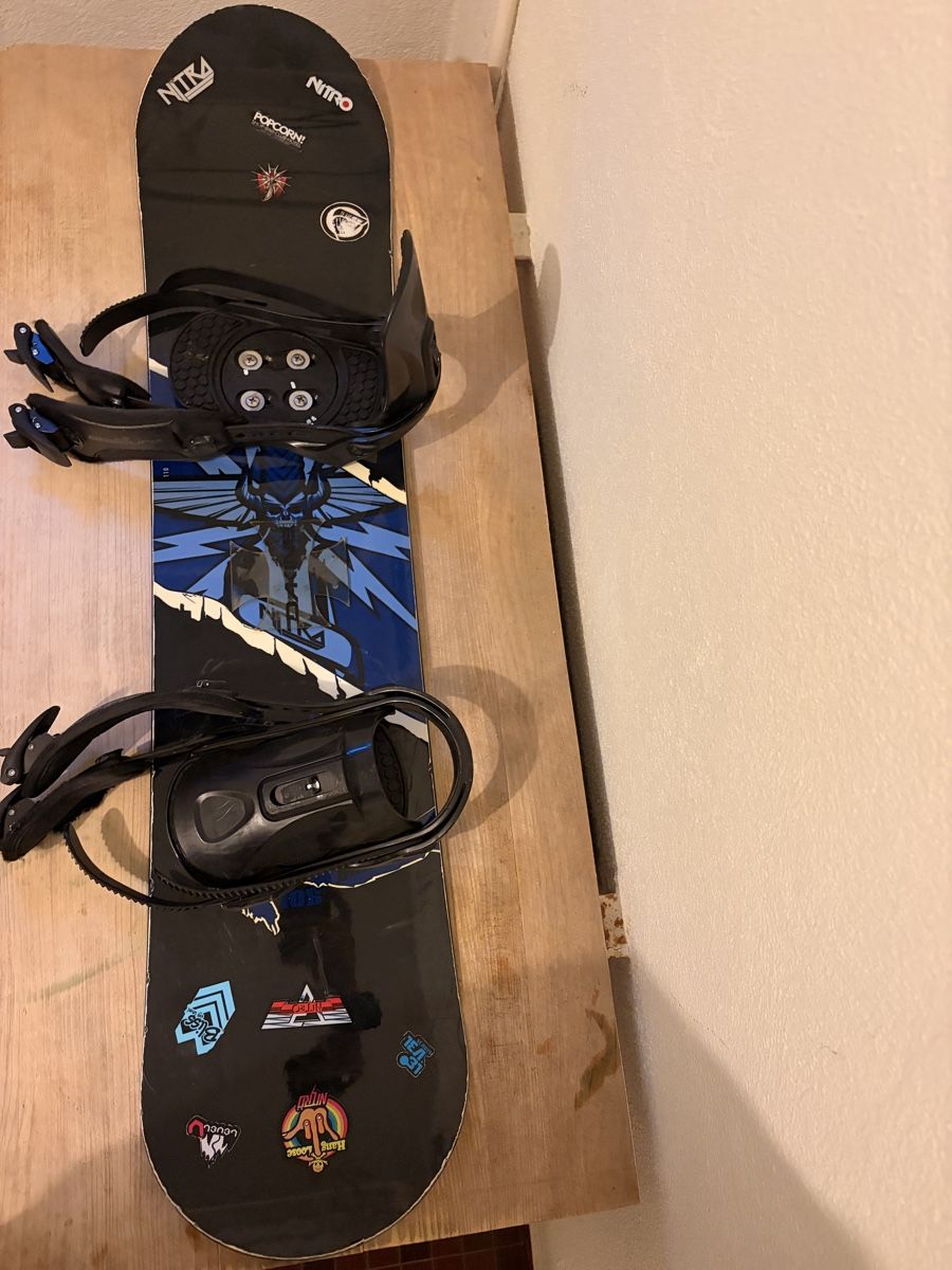 Snowboard Nitro Board: Kinder Snowboard Nitro 105 cm inkl. Bindungen – Usato da Zürich venduto da ser_hjy6 3