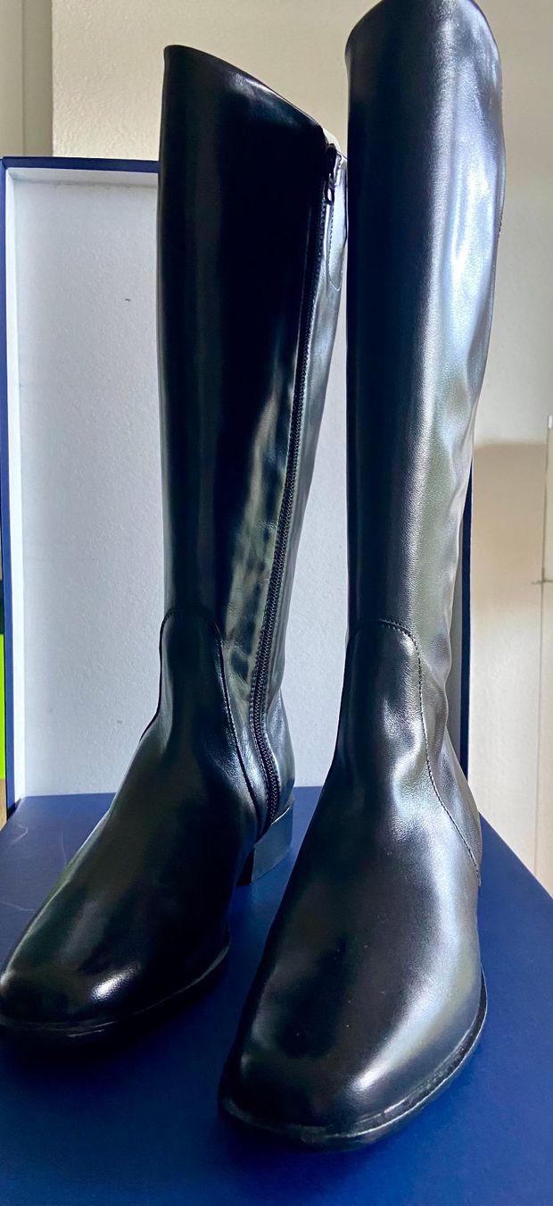 Damenschuhe: Lederstiefel Moda di Fausto (Nappaleder) – Neu und originalverpackt aus Villeret von cids