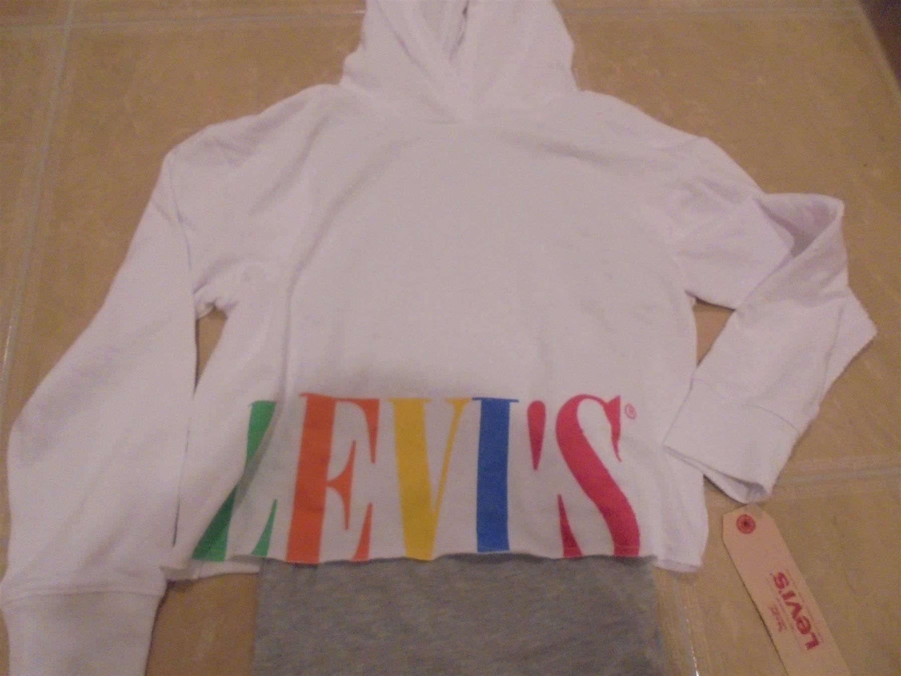 Maglioni & Felpe: Levis neuer c cooler Pulli, 14J 158 – Nuovo e nell'imballaggio originale da Klingnau venduto da Markus14 1