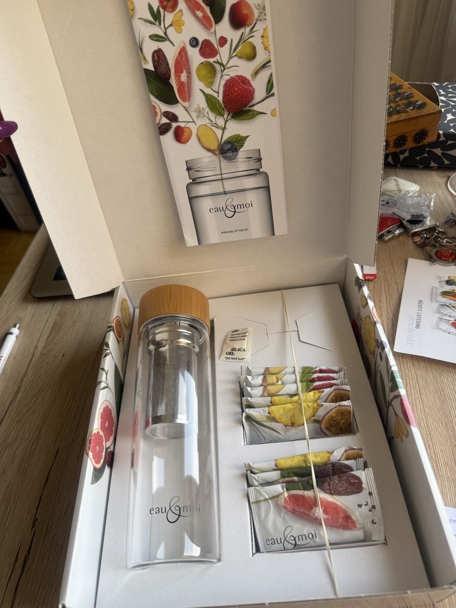 Borracce & Thermos: Eau & Moi Teeflasche mit Sieb im Geschenkkarton – Nuovo (secondo la descrizione) da Wettingen venduto da Ni_la_lo 2