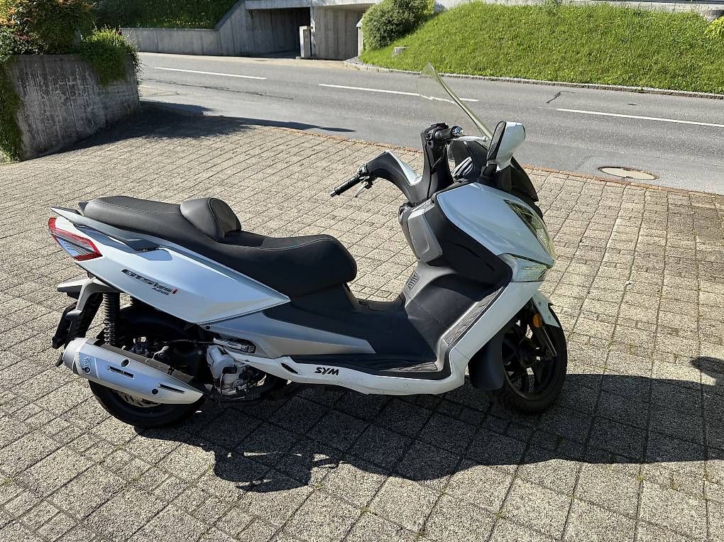 Scooters: SIM Roller  – Gebraucht aus Wollerau von avl_5jlw 1