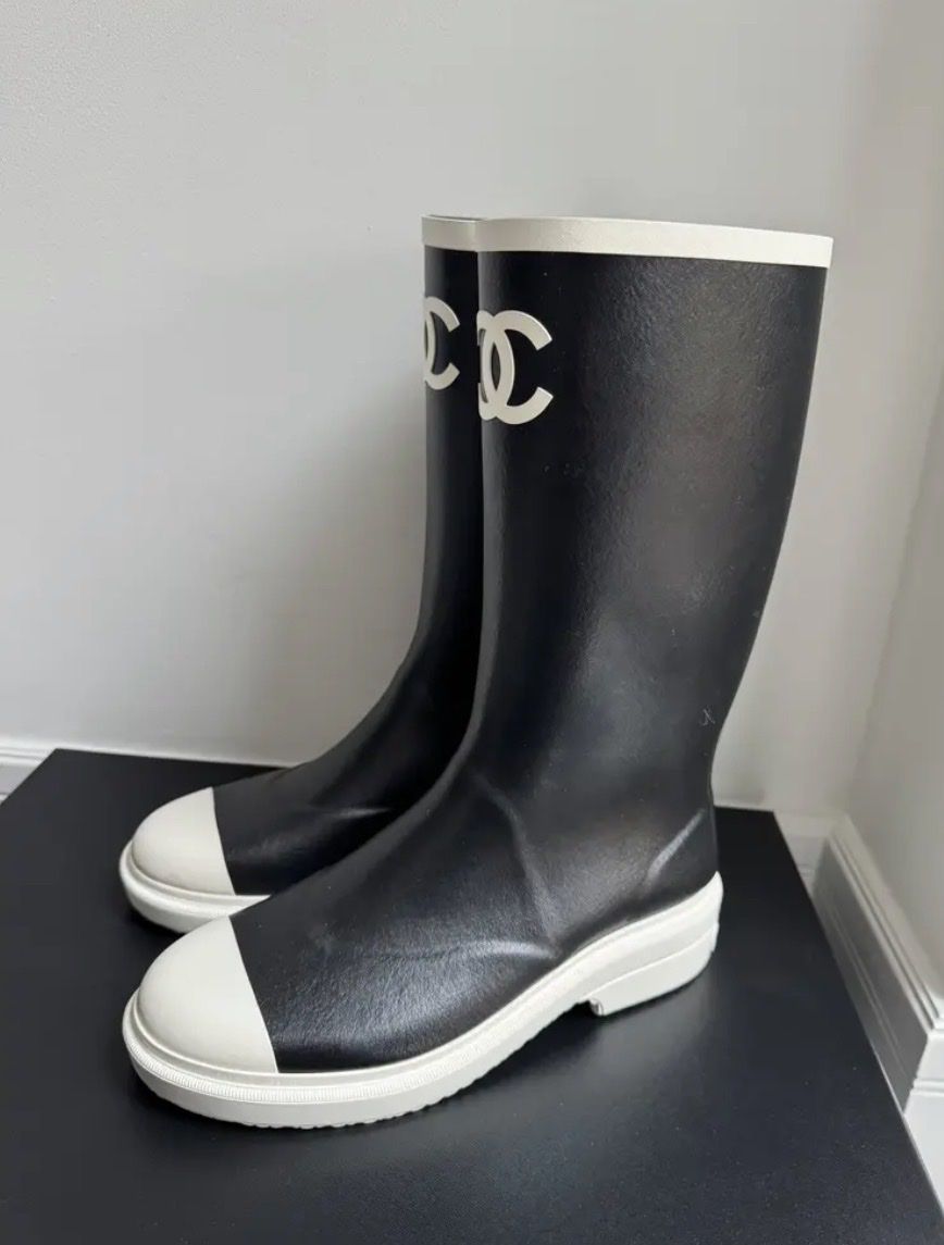 Chanel Scarpe da donna: Chanel Stiefel – Usato da Arbon venduto da LadyGSx