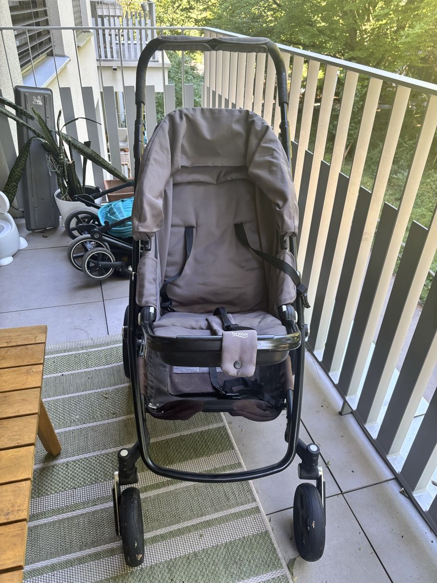 Britax Römer Kinderwagen: Britax Go Pram brown good condition – Gebraucht aus Zürich von O.Bond 2