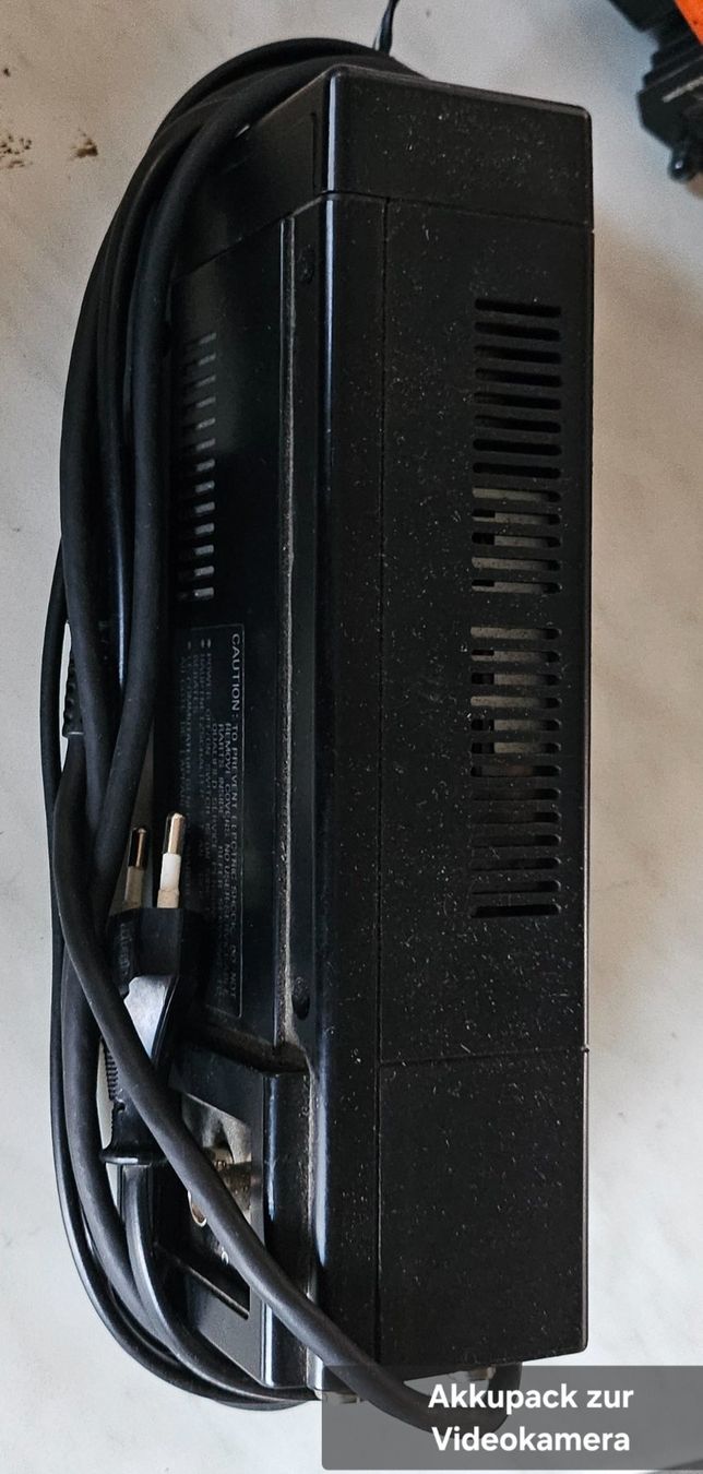 Panasonic Videocamere: VHS Videokamera Panasonic M5 – Usato da Hofstetten ZH venduto da Maya_K 1