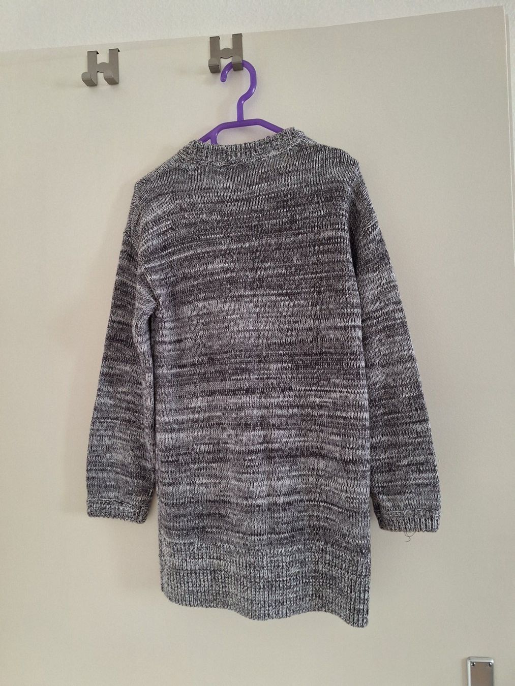 Maglioni & Felpe: Mädchen Strickjacke Gr. 134, grau meliert – Usato da Worb venduto da nfsolutions 1