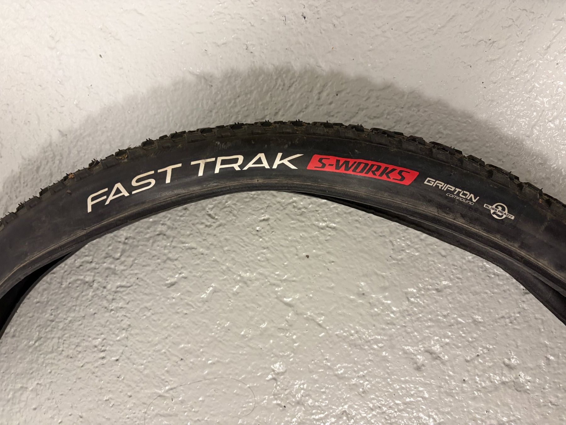 Pièces détachées: 3 x Specialized Fast Track XC Reifen – D'occasion à Laufen par scylla09