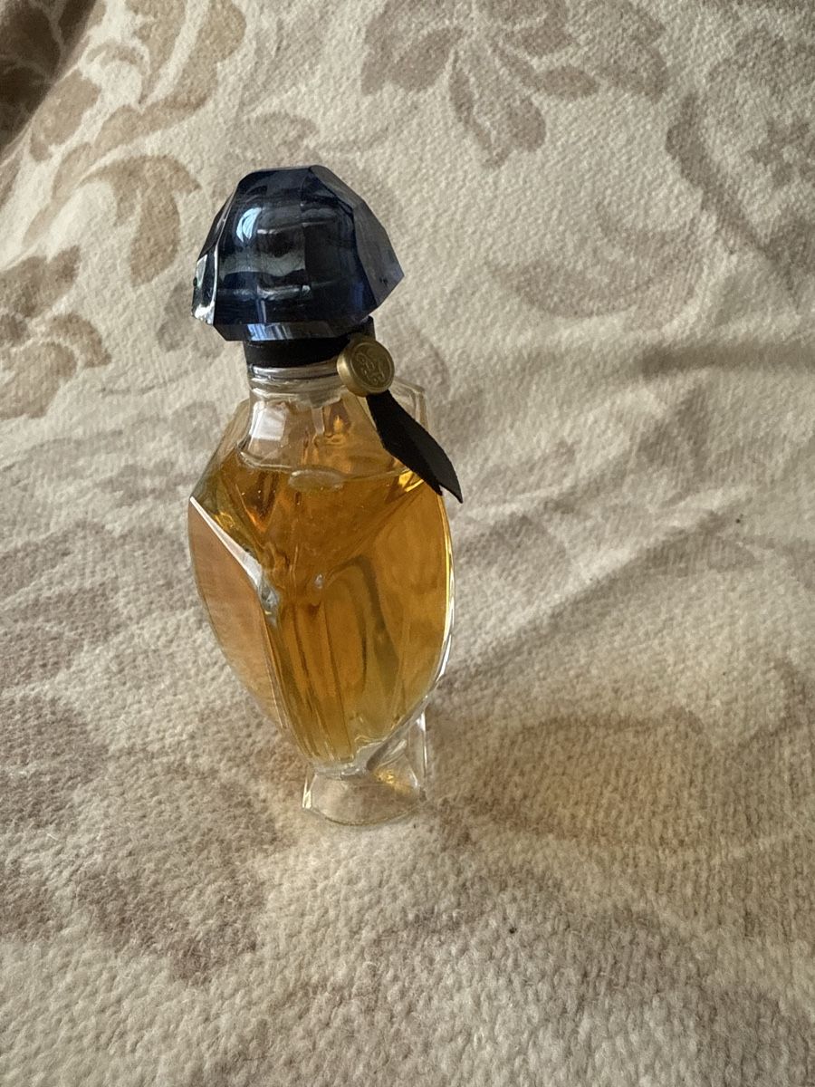 Guerlain Profumi & Eau de Toilette: Guerlain Shalimar Philtre de Parfum - 90ml bottle – Usato da Zürich venduto da wil_2sm9 3