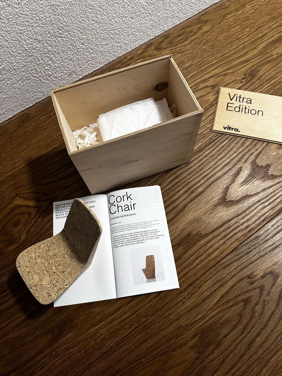 Vitra Tutte le decorazioni: Vitra miniatur chair – Usato da Laufen venduto da BABA812 2