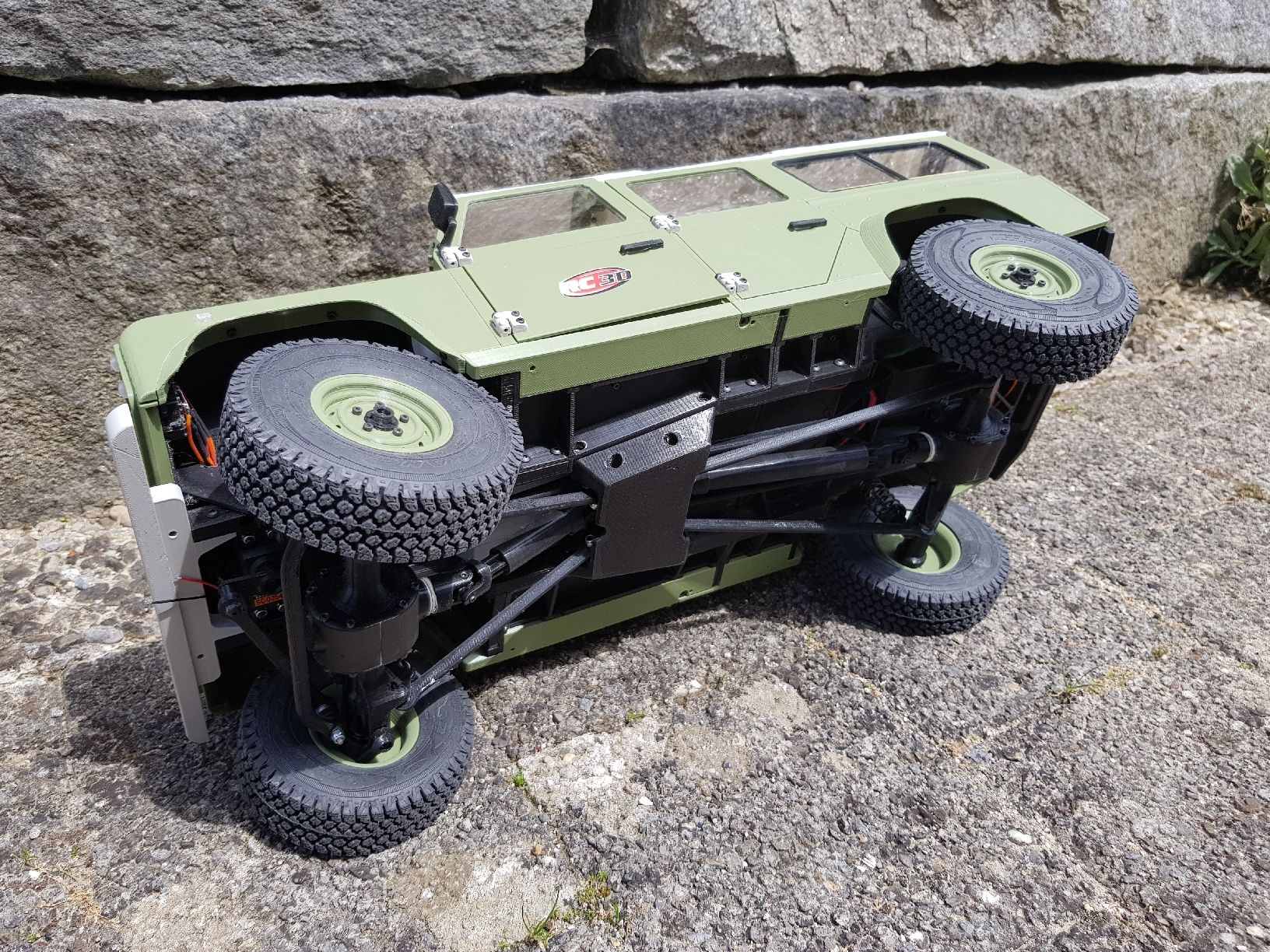 Modellismo RC: RC Landrover Defender – Usato da Hettlingen venduto da mat_ts7l 6