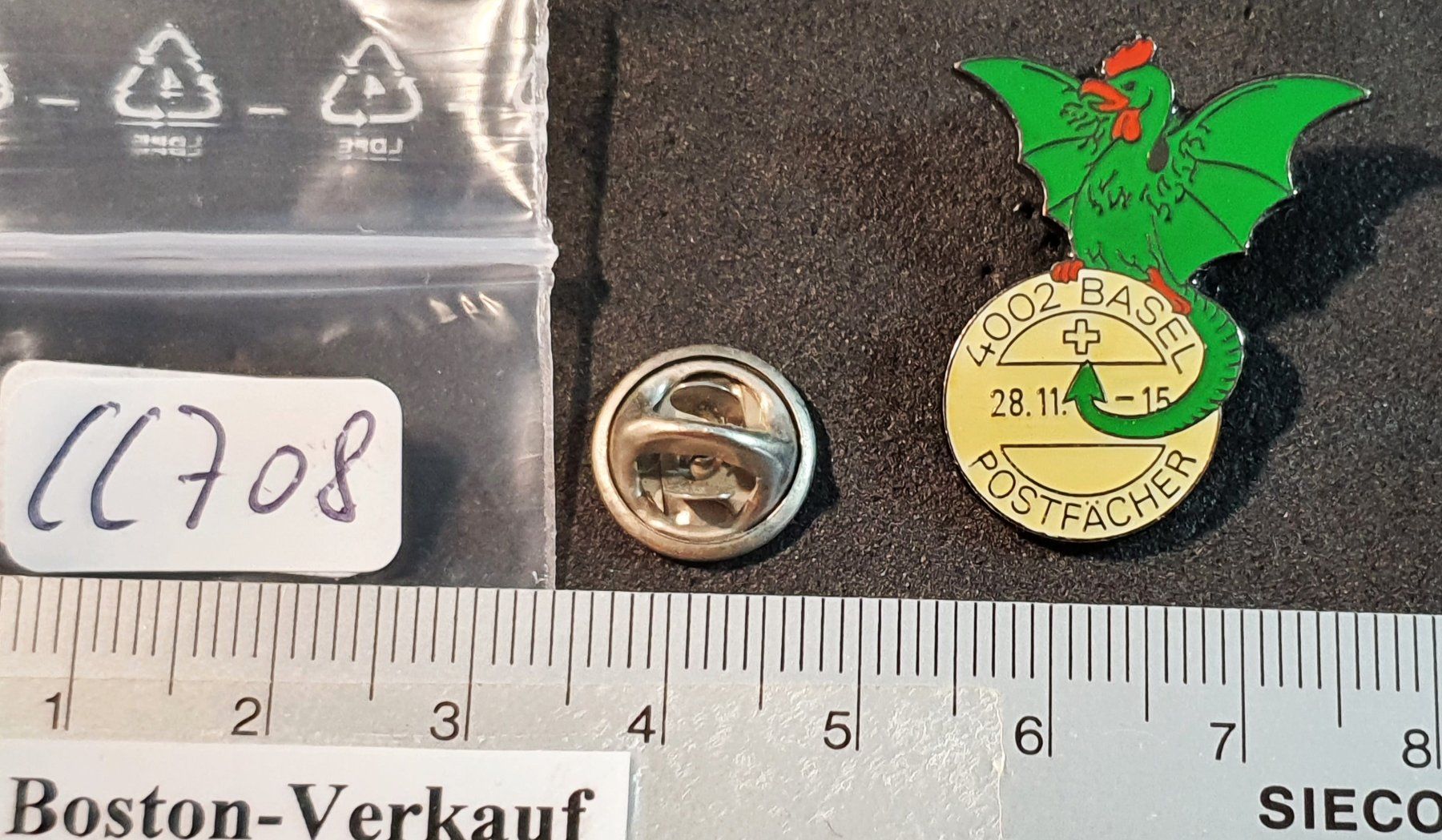 Placchette & Badge: CC708 - Pin PTT 4002 BASEL Basilisk Postfächer – Usato da Reinach BL venduto da Boston-Verkauf 1