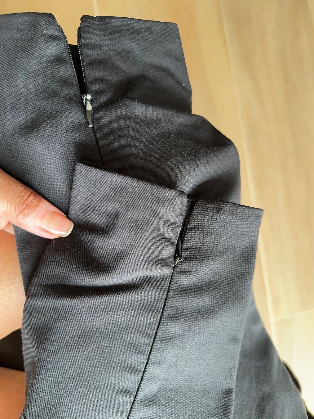 Pantaloni: Designer Hose size 36 – Usato da Münchenstein venduto da ArleneLM 5