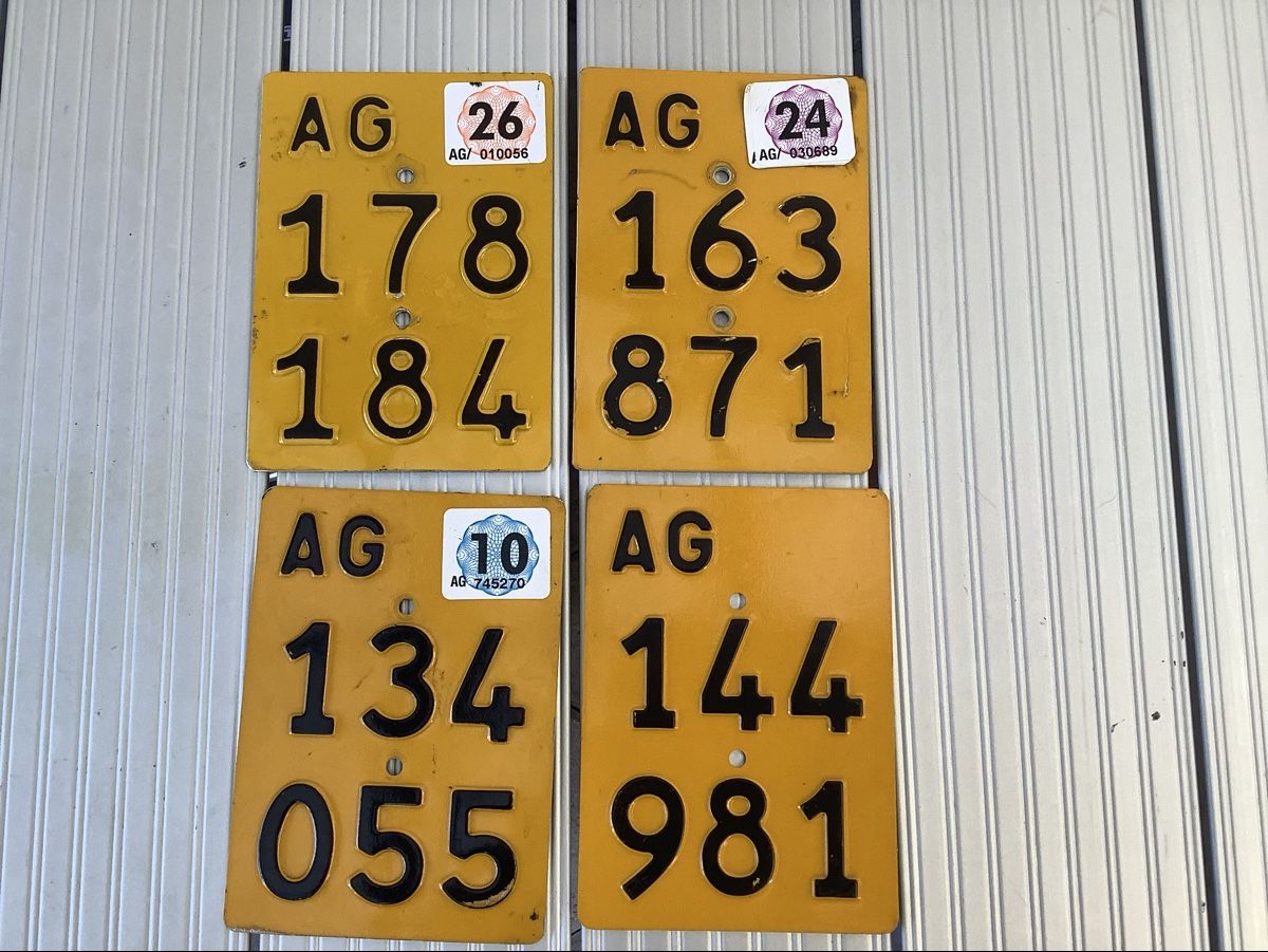 Insegne: Mofanummern AG – Usato da Zofingen venduto da Borni53