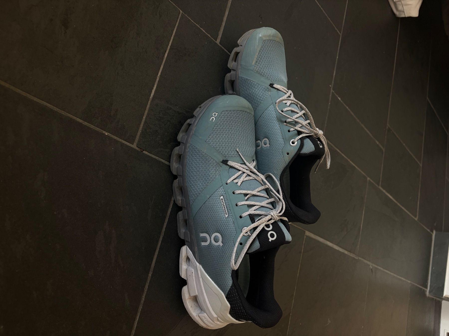 On Damenschuhe: On Cloudventure Waterproof Damen Gr. 40.5 – Gebraucht aus Mürren von mic_jv28