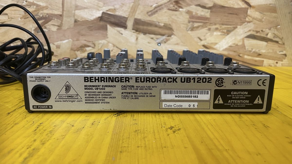 Behringer Console di mixaggio: Mischpult Behringer Eurorack UB1202 – Usato da Ehrendingen venduto da Cyrilf99 2