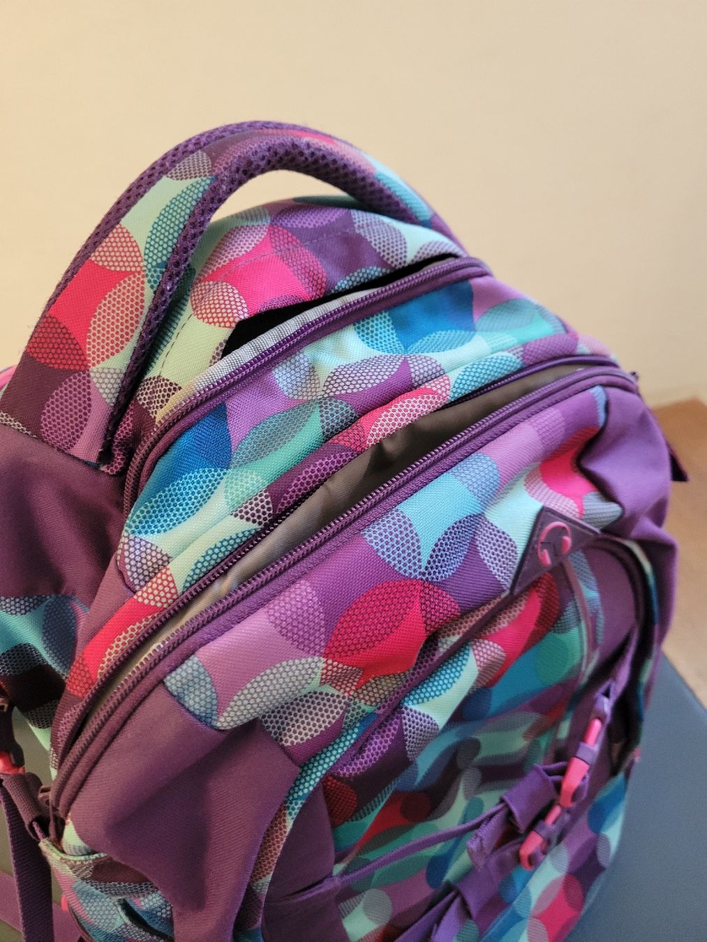 Satch Zaini: Satch Schulrucksack, guter Zustand, violett – Usato da zürich venduto da Annettemana 3