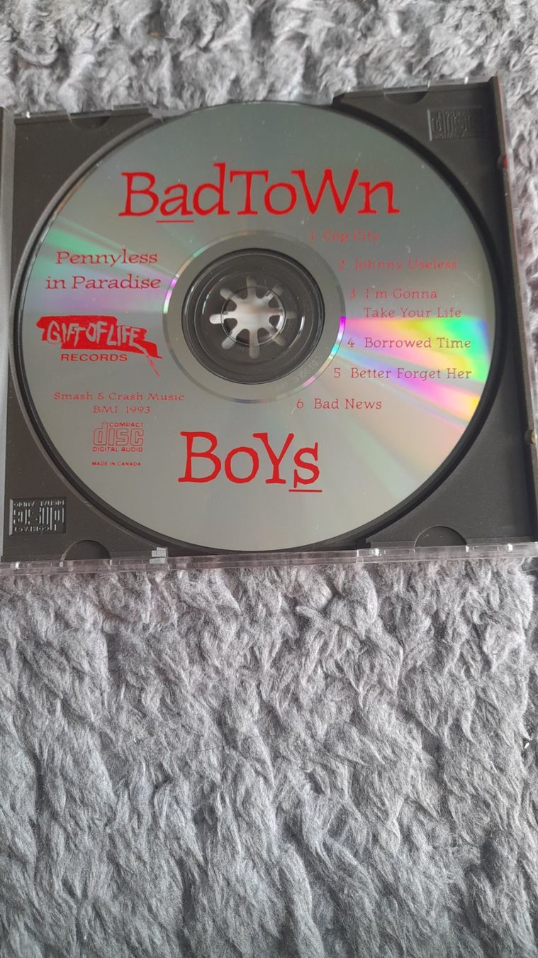 CDs: BAD TOWN BOYS    PENNYLESS IN PARADISE     CD – Gebraucht aus Wetzikon ZH von Ramones01 2