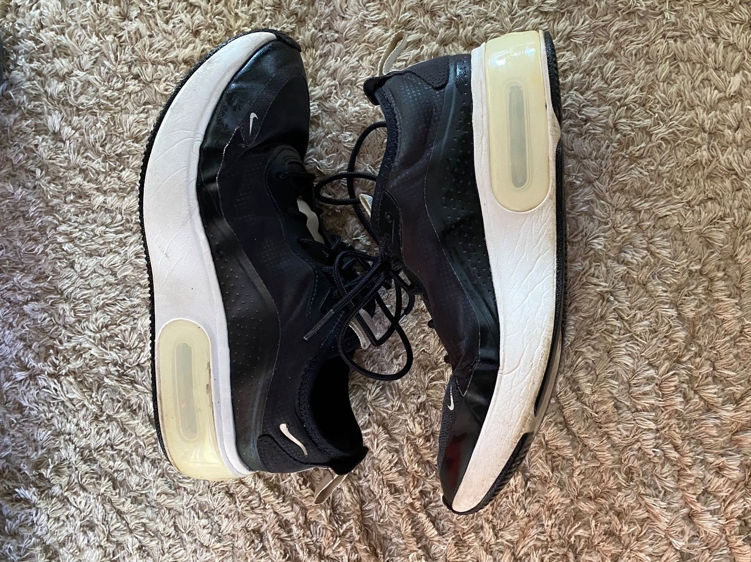 Nike Damenschuhe: Nike Air Max Schuhe, Grösse 38 – Gebraucht aus Sissach von laura.x4 2