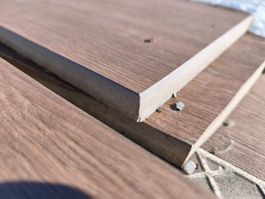 Feinsteinzeug in Holz Optik