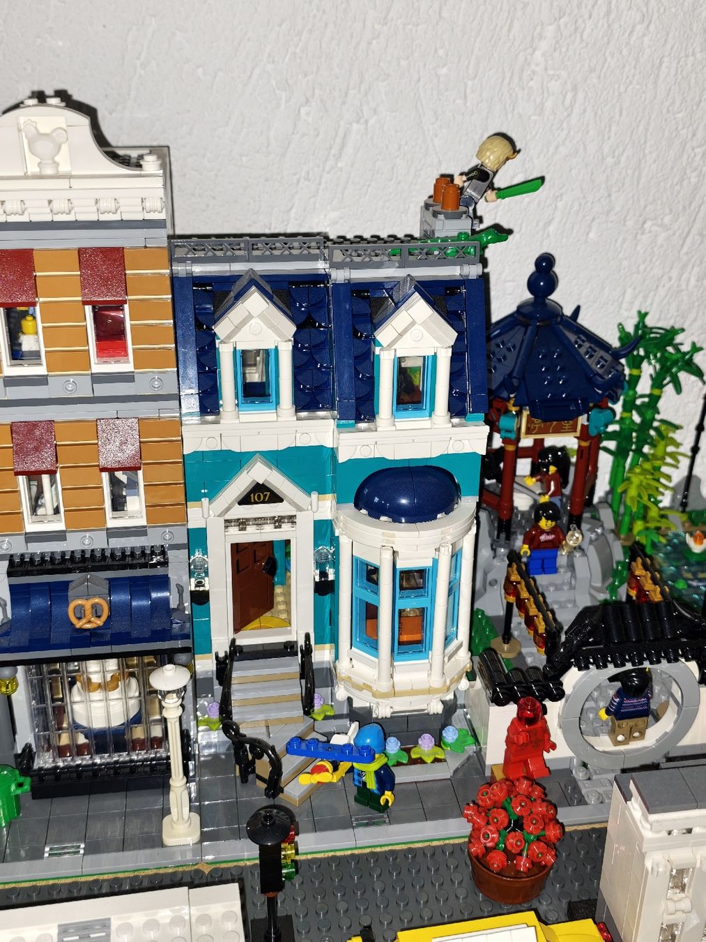 Lego Kit di costruzioni: Lego Librairie 10270 – Usato da Combremont-le-Grand venduto da Kalio 1