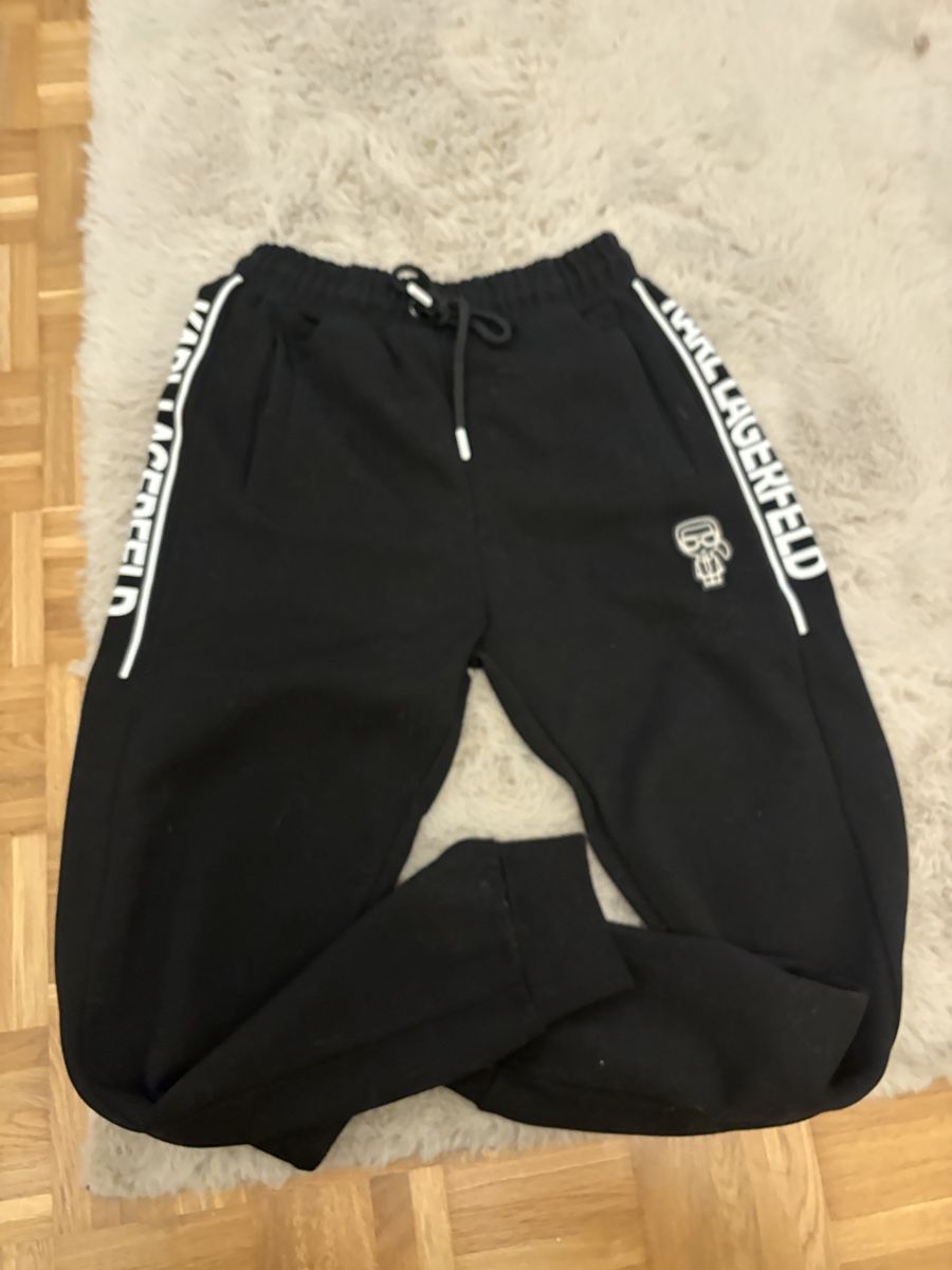 Karl Lagerfeld Pantalons: Karlagerfeld Jogginhose  – D'occasion à Luzern par lea_7hn8 2