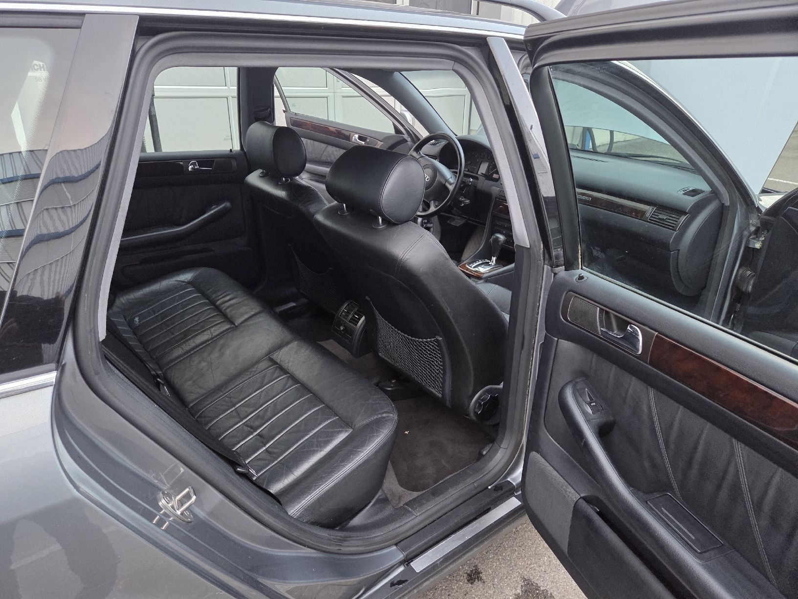 Audi Autos: Audi A6 Avant 2.8 Quattro  Automat/Youngtimer/Oldtimer – Gebraucht aus Adliswil von Ducatisti77 4