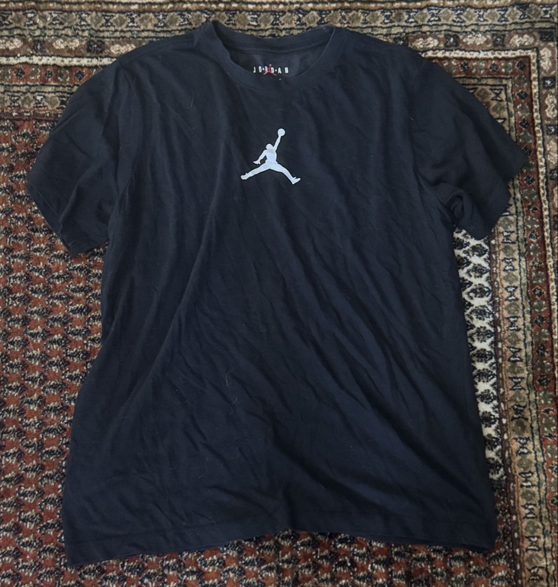 T-shirt: Jordans tshirt – Nuovo (secondo la descrizione) da Rapperswil SG venduto da riy_f85n