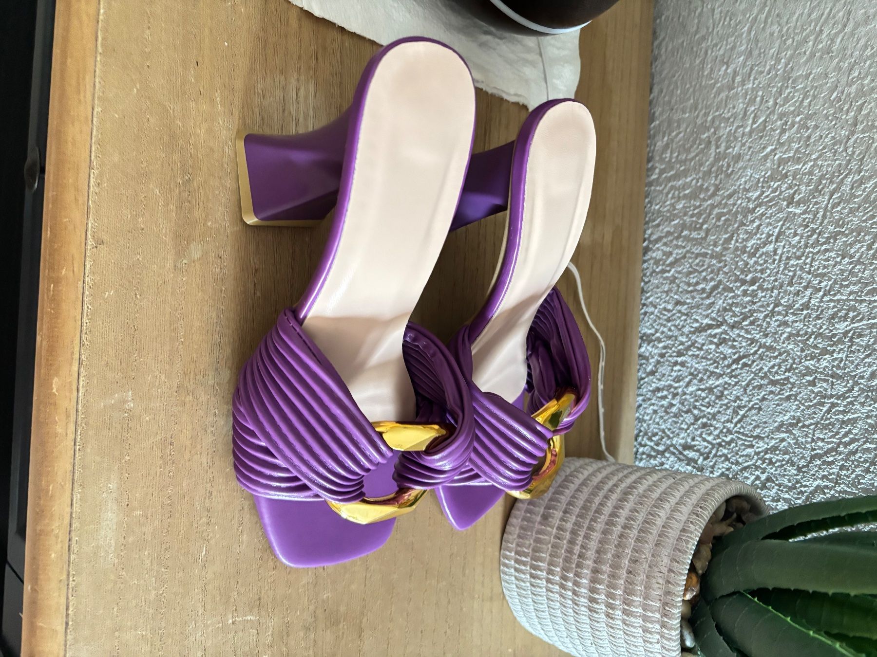 Damenschuhe: Talon – Neu und originalverpackt aus Sonceboz-Sombeval von Luna_p1414 1
