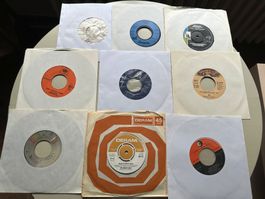 17 tolle Singles KISS BLONDIE DYLAN STONES SMALL FACES URIAH