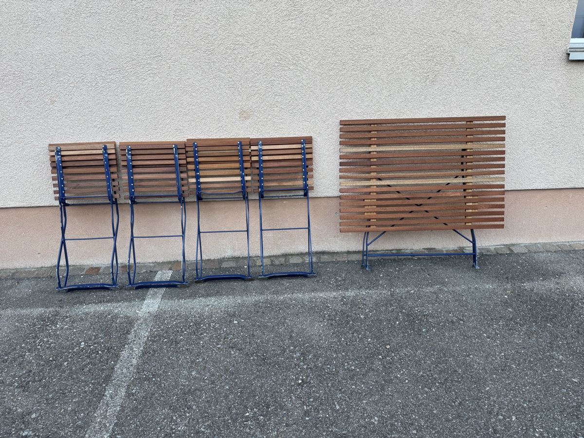 Tischgruppe: Gartenmöbel-Set – Tisch & 4 Stühle - KLAPPBAR – Gebraucht aus Gränichen von onkel_xxl 4