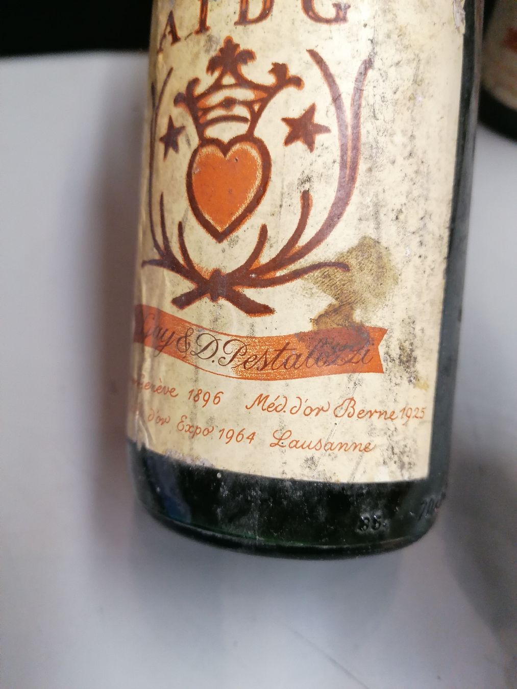 Spiritueux: 2 BOUTEILLES CRÊT DESSOUS CLOS DU CRÊT 1971 – Neuf (Voir description) à Genève par Leboucheoreilles 7
