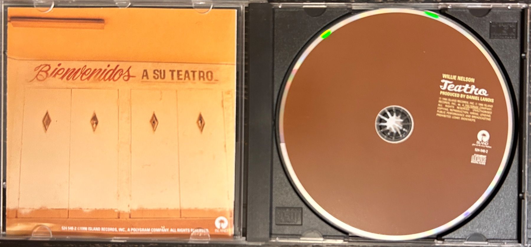 CDs: Willie Nelson: Teatro – D'occasion à Schliern b. Köniz par NDRS56 2