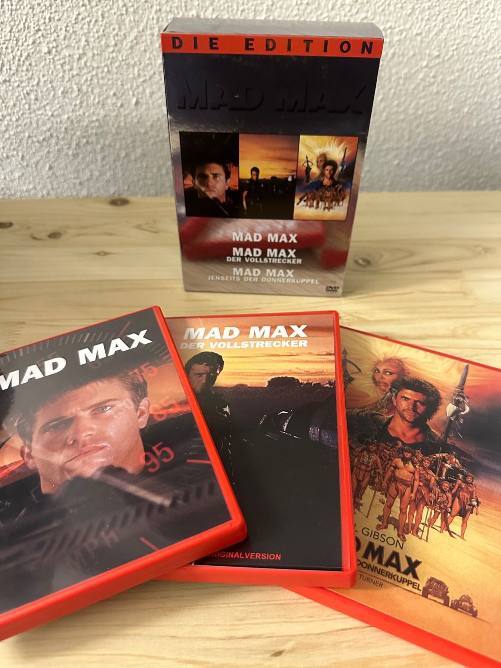 Alle DVDs: Mad Max - DVD Set - Gratis Versand! – Gebraucht aus Schlieren von selected_goods 1