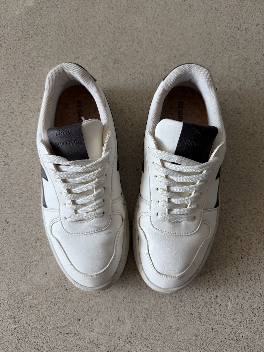 Chaussures femmes: Nespresso Sneakers Grösse 38 – D'occasion à Schlieren par cor_jgb7 1