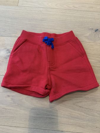 Rote Ralph Lauren Shorts, Grösse 18M